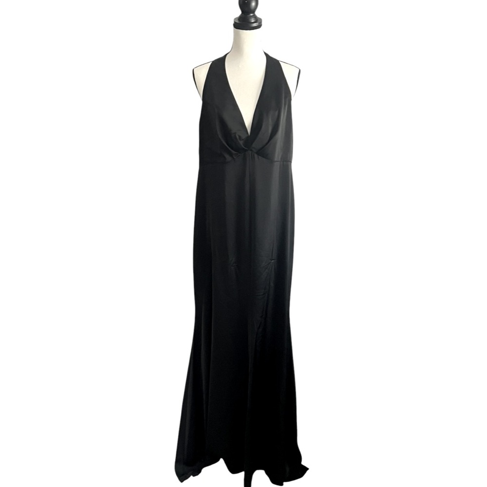 Elegant Black Halter Formal Dress Gown